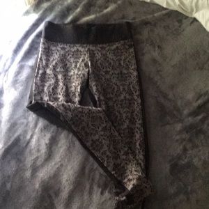 Victoria’s Secret XS Yoga Leggings
